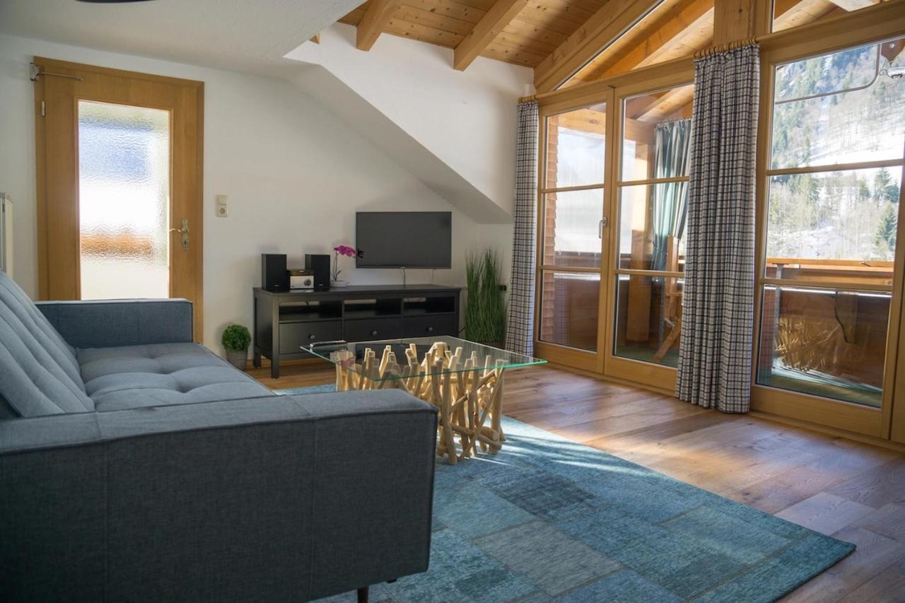 Geigers Ferienhaus Tiefenbach bei Oberstdorf Esterno foto