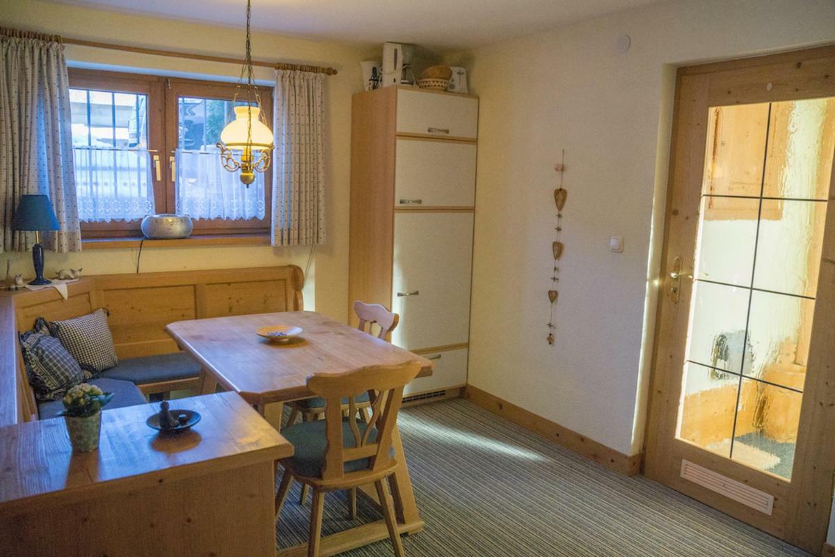 Geigers Ferienhaus Tiefenbach bei Oberstdorf Esterno foto
